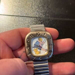 Vintage Winnie the Pooh watch, needs battery